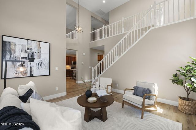 2155 Falling Star Loop, Reno, NV 89523