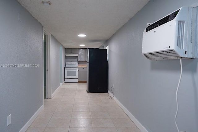 2378 NW 60th Street, Miami, FL 33142