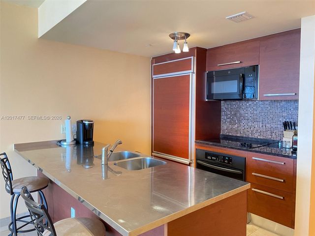 1850 S Ocean Dr 2909, Hallandale Beach, FL 33009