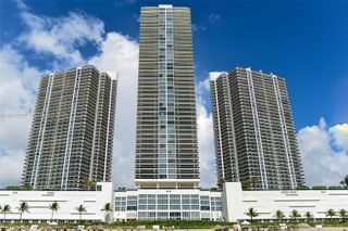 1850 S Ocean Dr 2909, Hallandale Beach, FL 33009