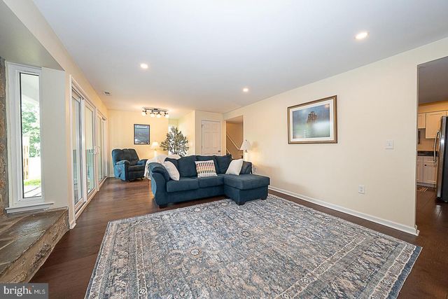 209 E CHELSEA CIR, Newtown Square, PA 19073