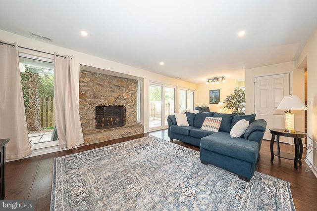 209 E CHELSEA CIR, Newtown Square, PA 19073
