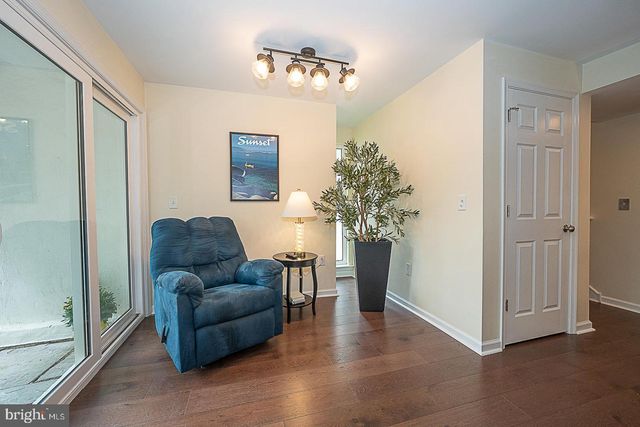 209 E CHELSEA CIR, Newtown Square, PA 19073