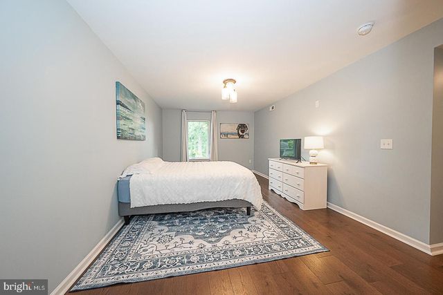 209 E CHELSEA CIR, Newtown Square, PA 19073