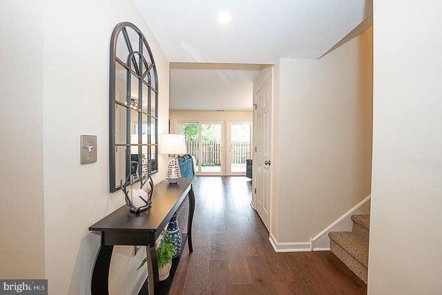209 E CHELSEA CIR, Newtown Square, PA 19073