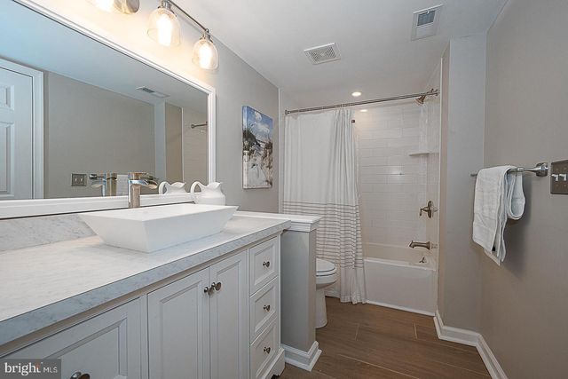 209 E CHELSEA CIR, Newtown Square, PA 19073