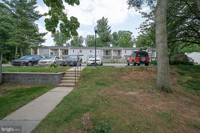209 E CHELSEA CIR, Newtown Square, PA 19073