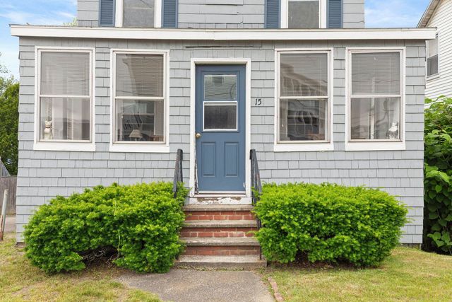 15 Ocean Boulevard, Hampton, NH 03842