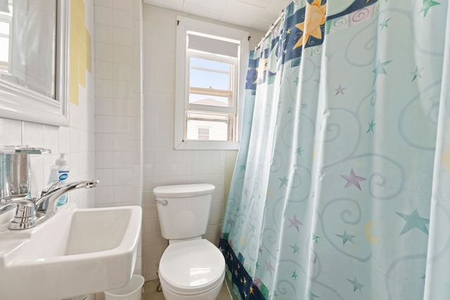 15 Ocean Boulevard, Hampton, NH 03842