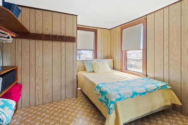 15 Ocean Boulevard, Hampton, NH 03842