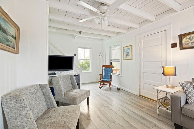 15 Ocean Boulevard, Hampton, NH 03842