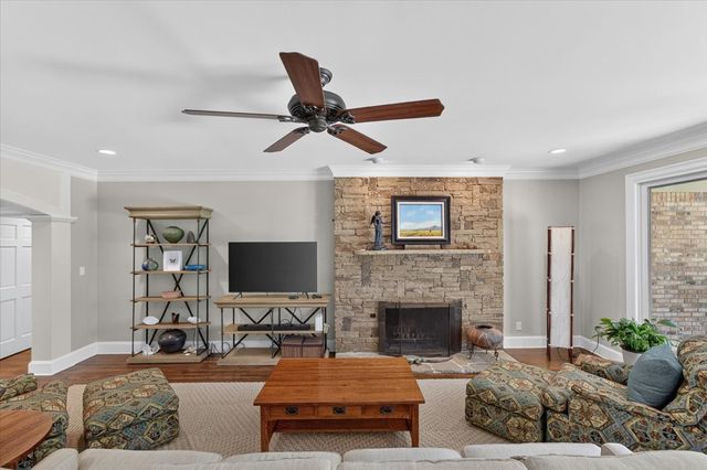 3520 Elm Creek Court, Fort Worth, TX 76109