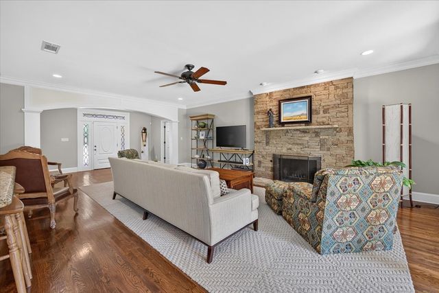 3520 Elm Creek Court, Fort Worth, TX 76109