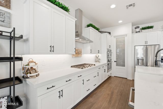 22908 E THORNTON Road, Queen Creek, AZ 85142