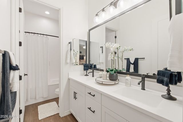 22908 E THORNTON Road, Queen Creek, AZ 85142