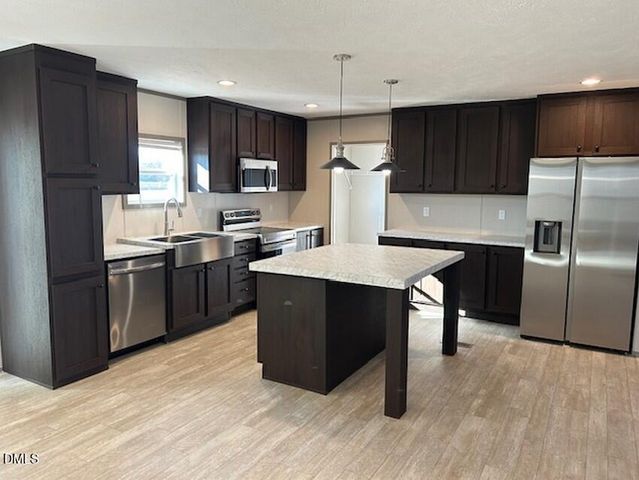 2354 E Mount Gilead Church Road, Clinton, NC 28328