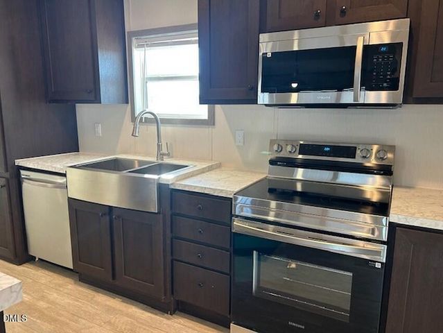 2354 E Mount Gilead Church Road, Clinton, NC 28328