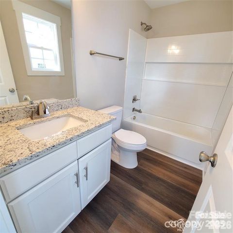 606 E Carpenter Street, Dallas, NC 28034