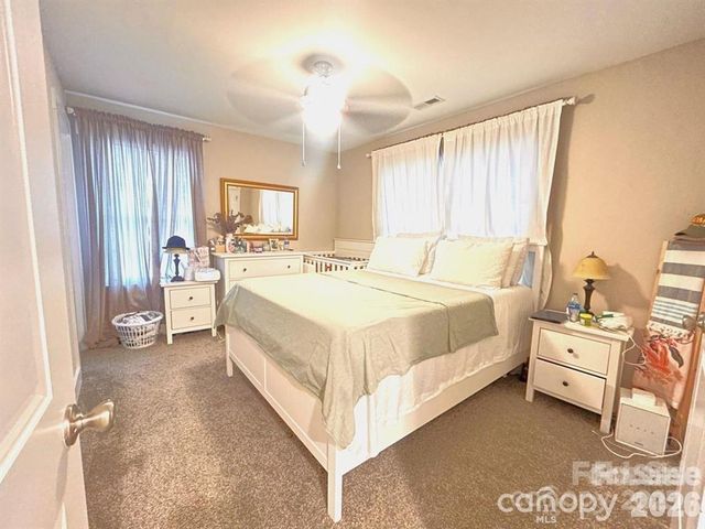 606 E Carpenter Street, Dallas, NC 28034