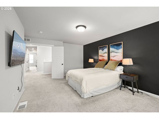 4255 Sw REDFERN Ave, Gresham, OR 97080