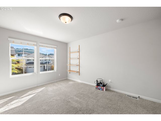 4255 Sw REDFERN Ave, Gresham, OR 97080