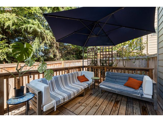 4255 Sw REDFERN Ave, Gresham, OR 97080