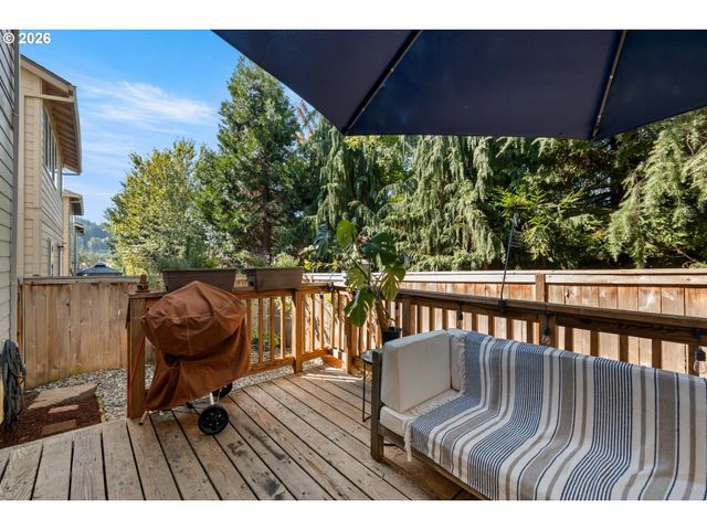 4255 Sw REDFERN Ave, Gresham, OR 97080