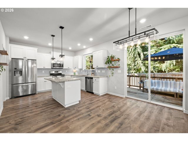 4255 Sw REDFERN Ave, Gresham, OR 97080