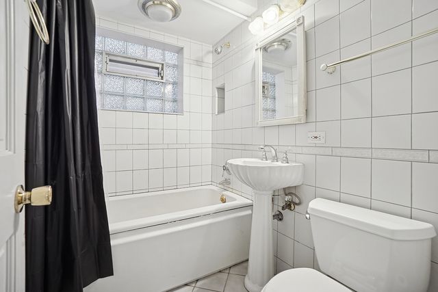 5735 N Ottawa Avenue, Chicago, IL 60631