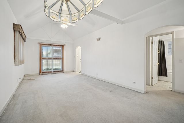 5735 N Ottawa Avenue, Chicago, IL 60631