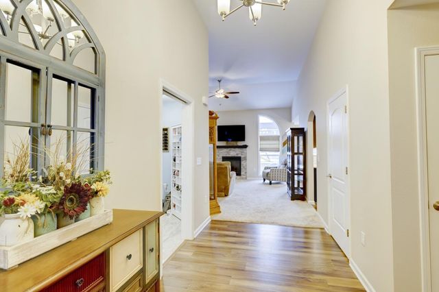 910 Yorktown Road, Deforest, WI 53532