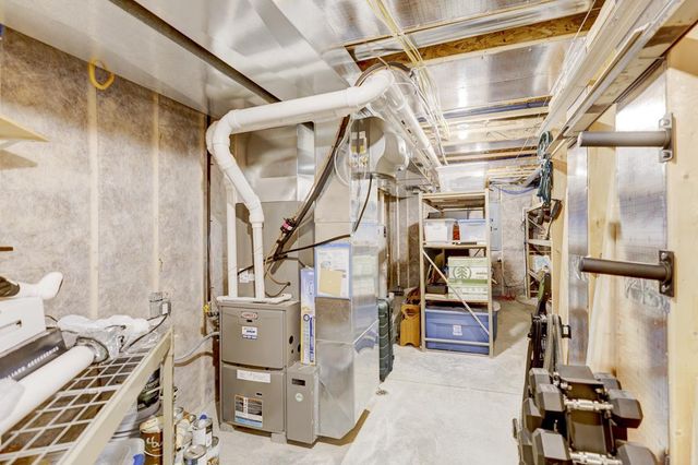 910 Yorktown Road, Deforest, WI 53532