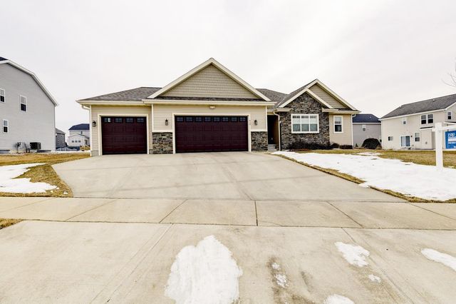 910 Yorktown Road, Deforest, WI 53532