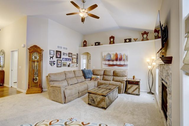 910 Yorktown Road, Deforest, WI 53532