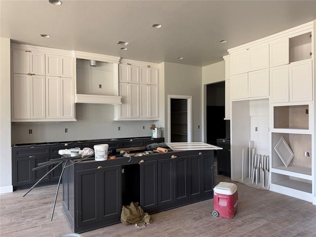 12801 Cobblestone Curve Road, Oklahoma City, OK 73142