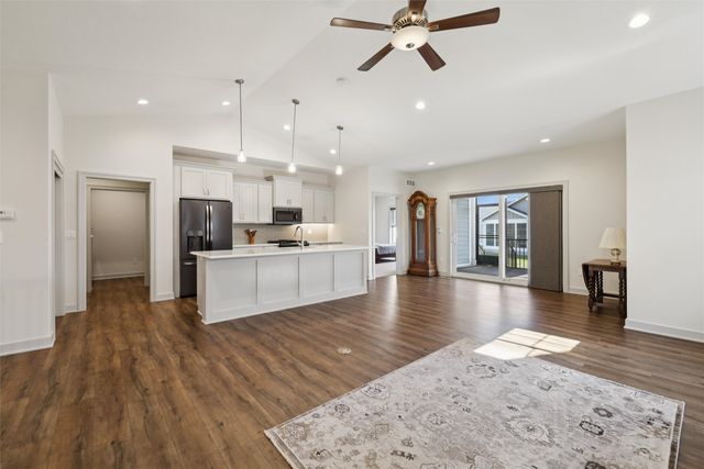 2513 SW Vineyard Lane, Ankeny, IA 50023