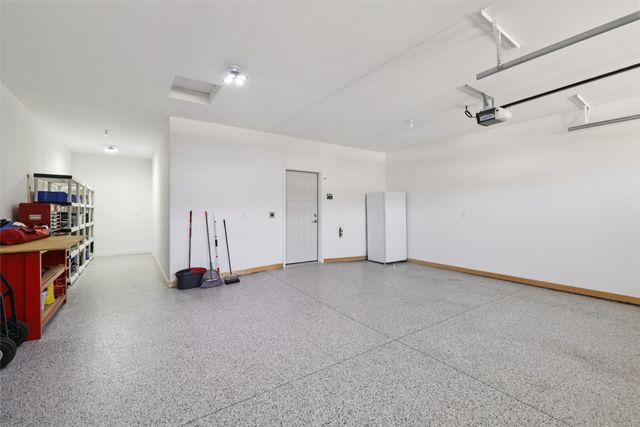 2513 SW Vineyard Lane, Ankeny, IA 50023