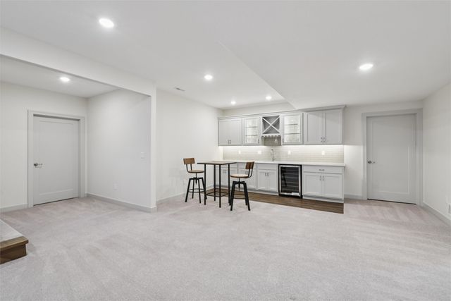 2513 SW Vineyard Lane, Ankeny, IA 50023