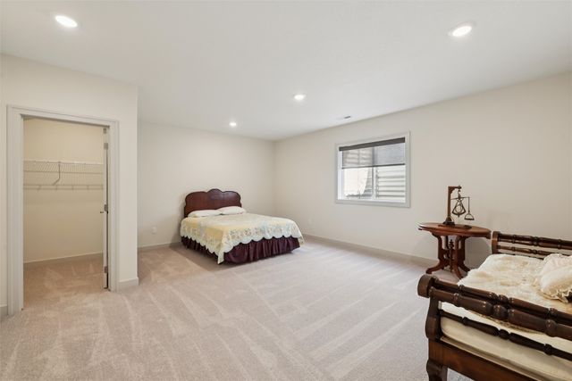 2513 SW Vineyard Lane, Ankeny, IA 50023