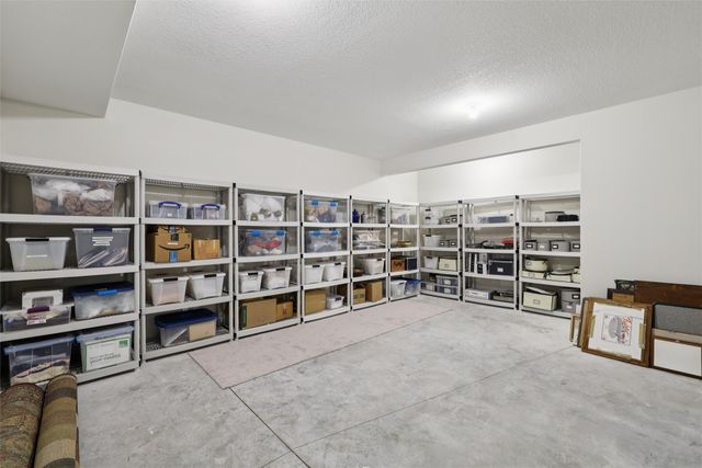 2513 SW Vineyard Lane, Ankeny, IA 50023