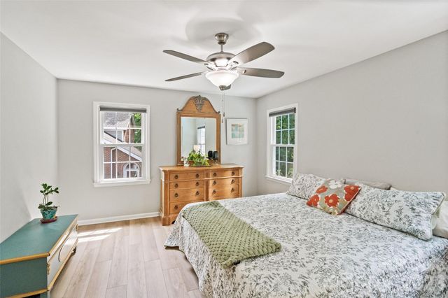 9486 Kings Falls Drive, Charlotte, NC 28210