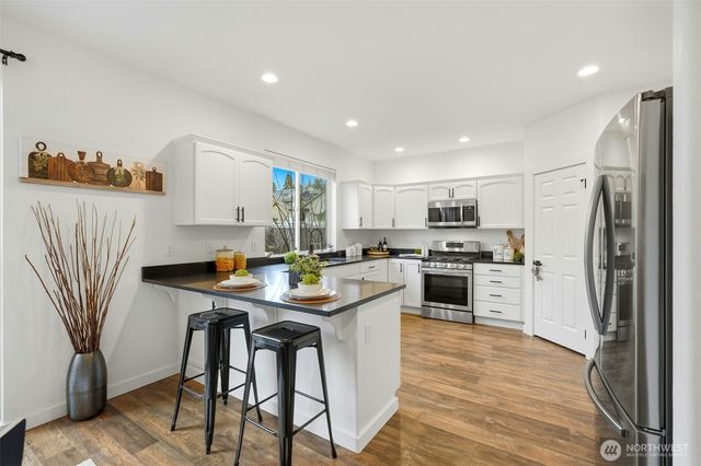 6811 37th Place NE, Marysville, WA 98270