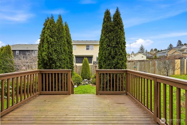 6811 37th Place NE, Marysville, WA 98270