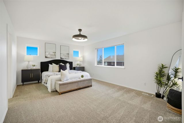 6811 37th Place NE, Marysville, WA 98270