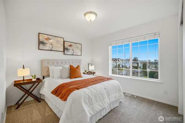 6811 37th Place NE, Marysville, WA 98270