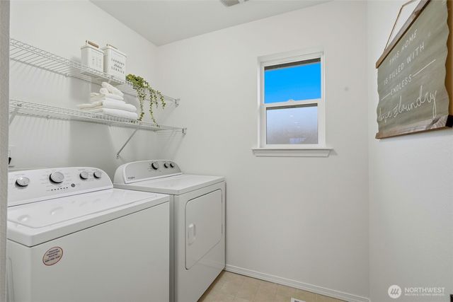 6811 37th Place NE, Marysville, WA 98270