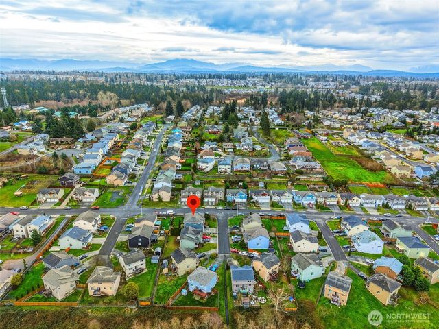 6811 37th Place NE, Marysville, WA 98270