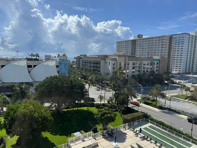 201 N Ocean Boulevard Ph1, Pompano Beach, FL 33062