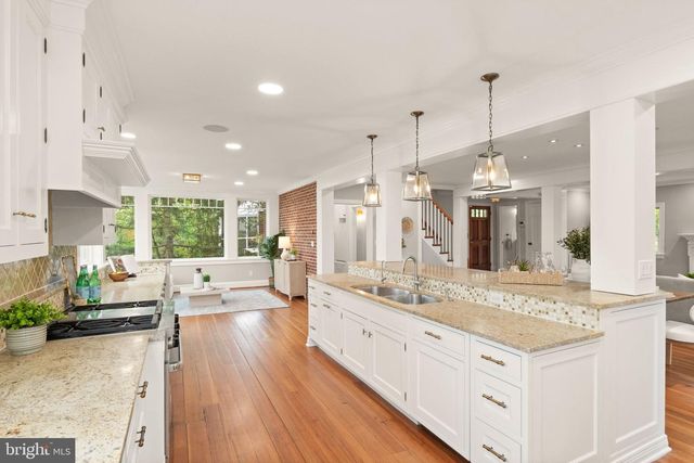 319 KENTUCKY AVE, Alexandria, VA 22305