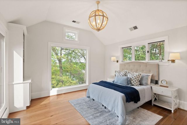319 KENTUCKY AVE, Alexandria, VA 22305